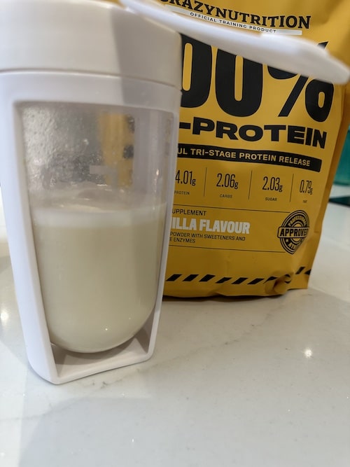 Crazy Nutrition Tri-Protein – Produktabbildung